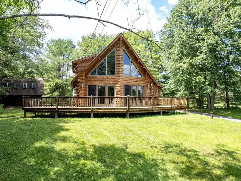 166 Johnson Spooner RD, Castleton, VT 05735-9105