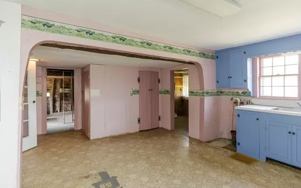 Acworth, NH 03601,493 Charlestown RD