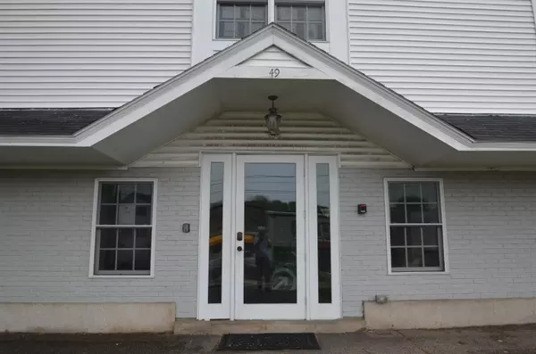 Somersworth, NH 03878,49 Market ST