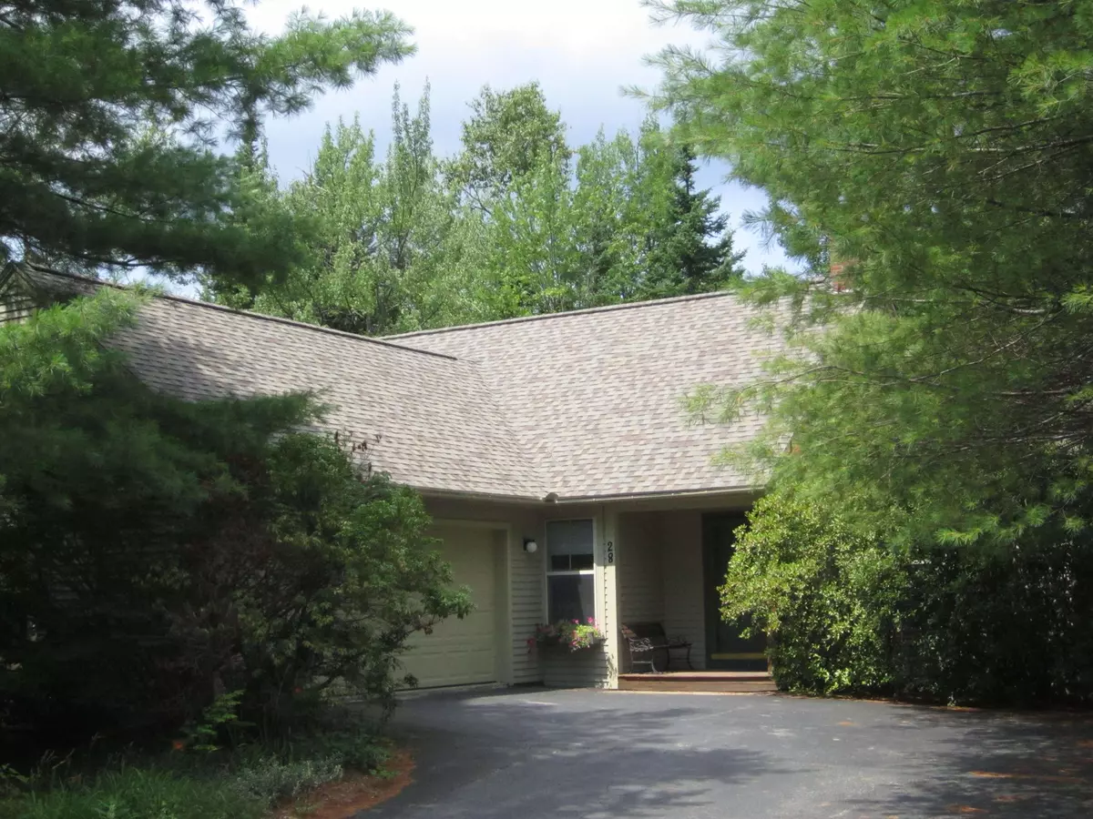 New London, NH 03257,28 Fenwood DR