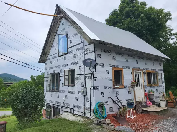562 US Route 5, Barnet, VT 05821-9487
