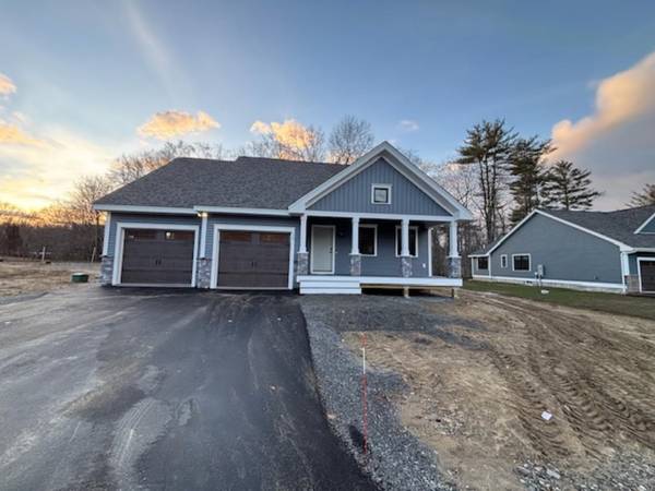 10 Edgewater DR #21,  Brentwood,  NH 03833