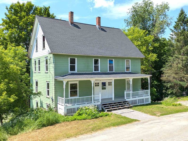 35 Highland AVE, Barton, VT 05822