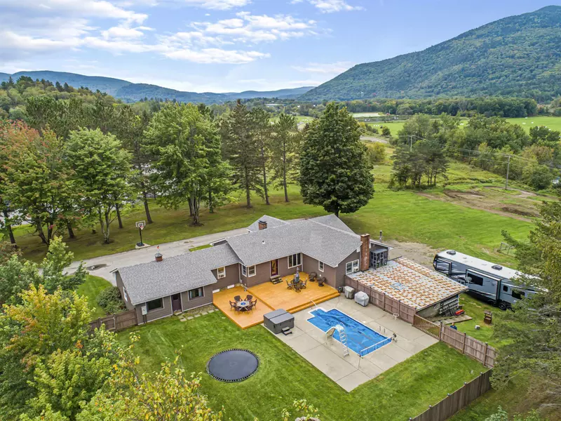 257 Main ST, Colebrook, NH 03576