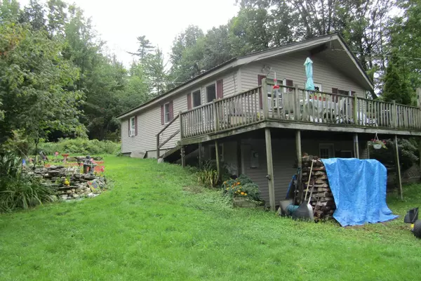 536 Bradley Hill RD, Benton, NH 03785