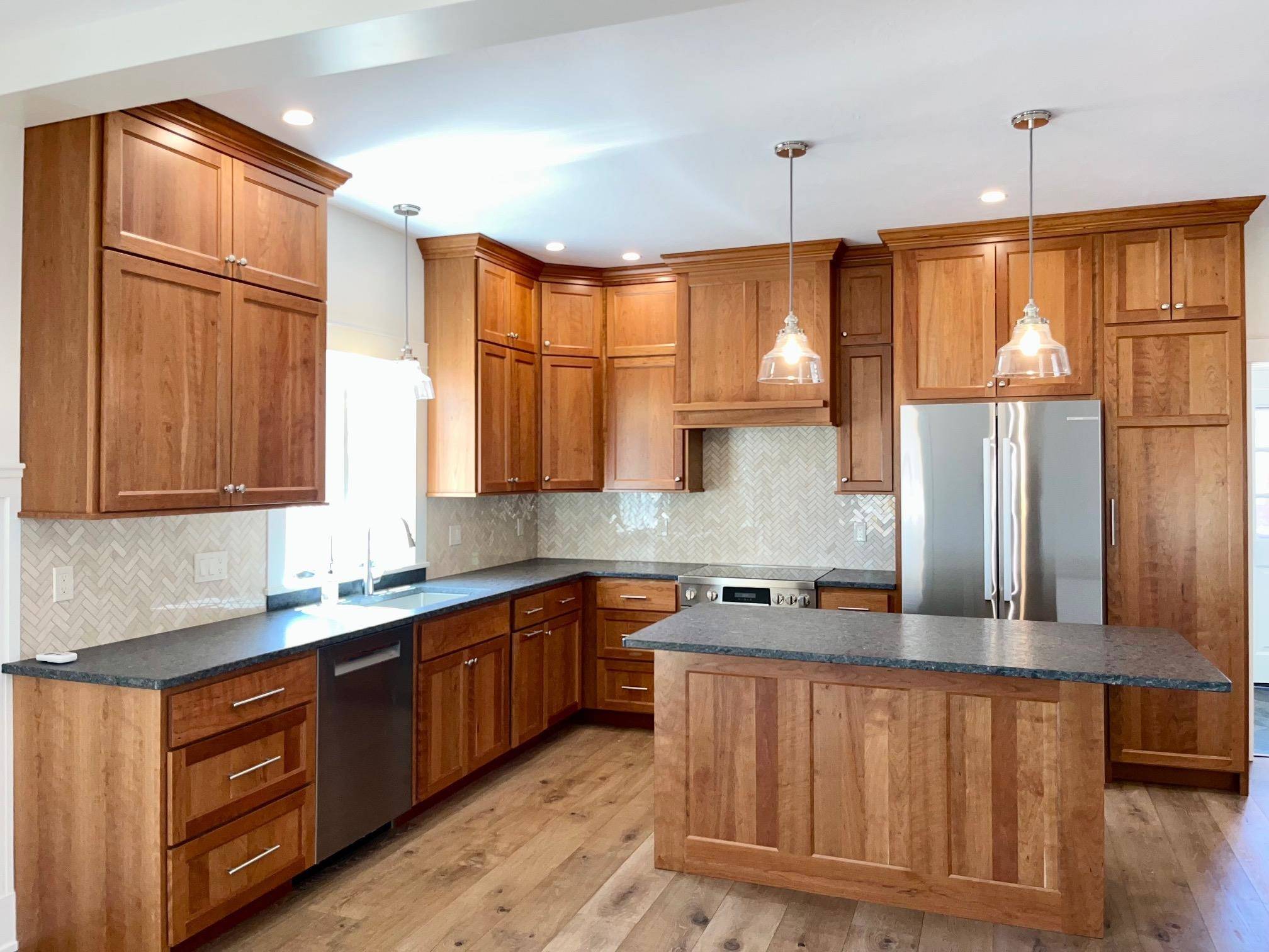 Wolfeboro, NH 03894,46 King ST