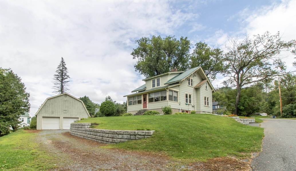 178 Sanger CIR, St. Johnsbury, VT 05819