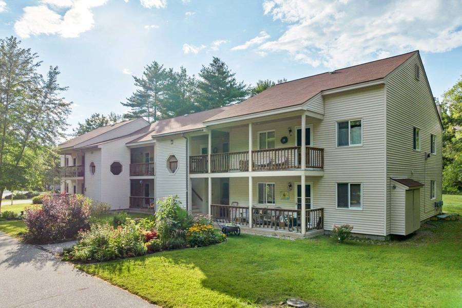 39 Lyric LN #39, Conway, NH 03813