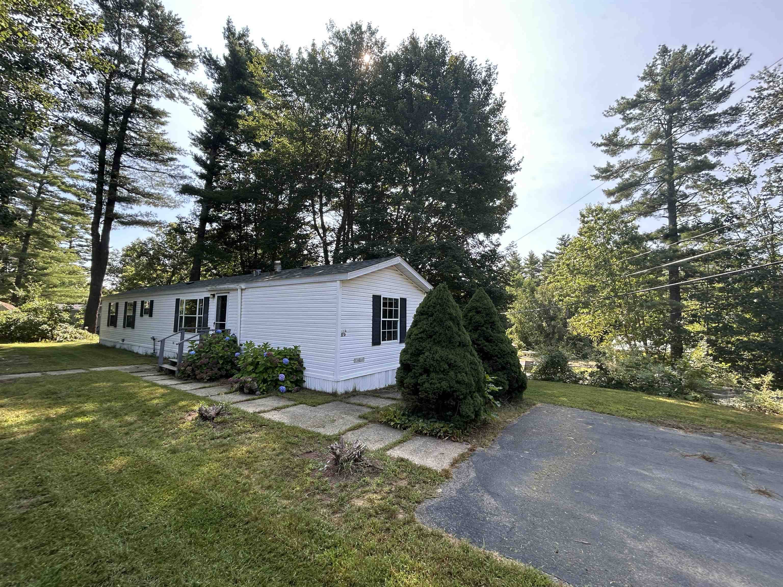 Barrington, NH 03825,175 Roberts RD