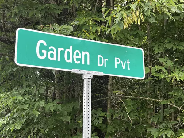 Burke, VT 05832,7B Garden DR