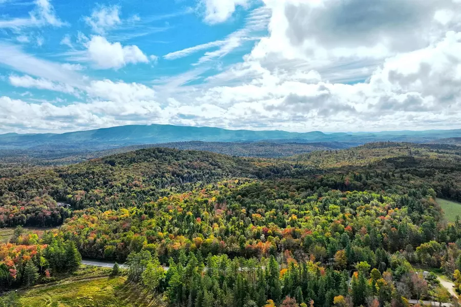 000 Route 11, Peru, VT 05152