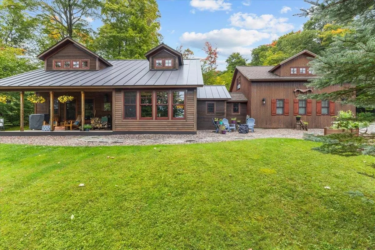 Bolton, VT 05477,57 Thatcher RD