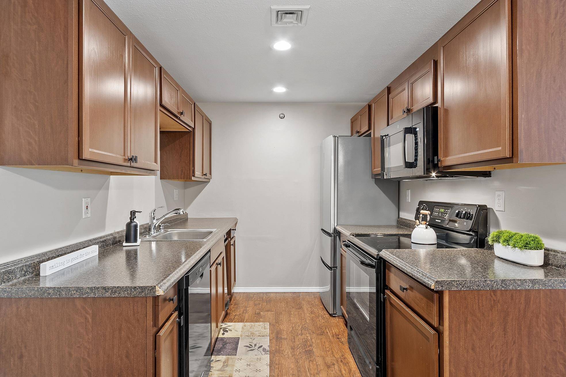 Hudson, NH 03051,134 Abbott Farm LN