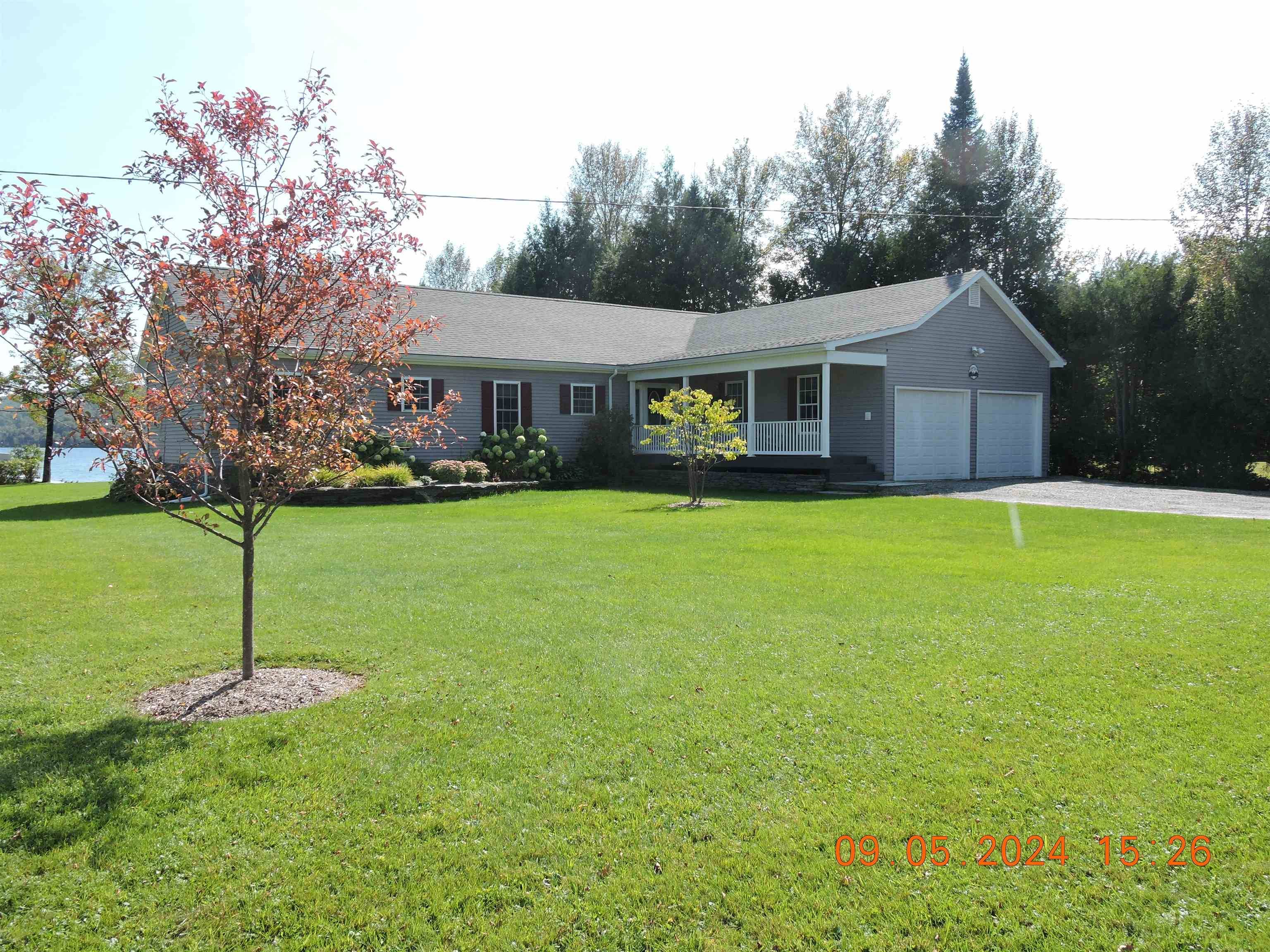 163 Lakefront LN, Barton, VT 05822