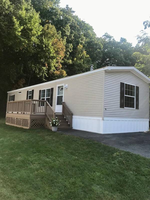 76 Hayes PARK, Exeter, NH 03833