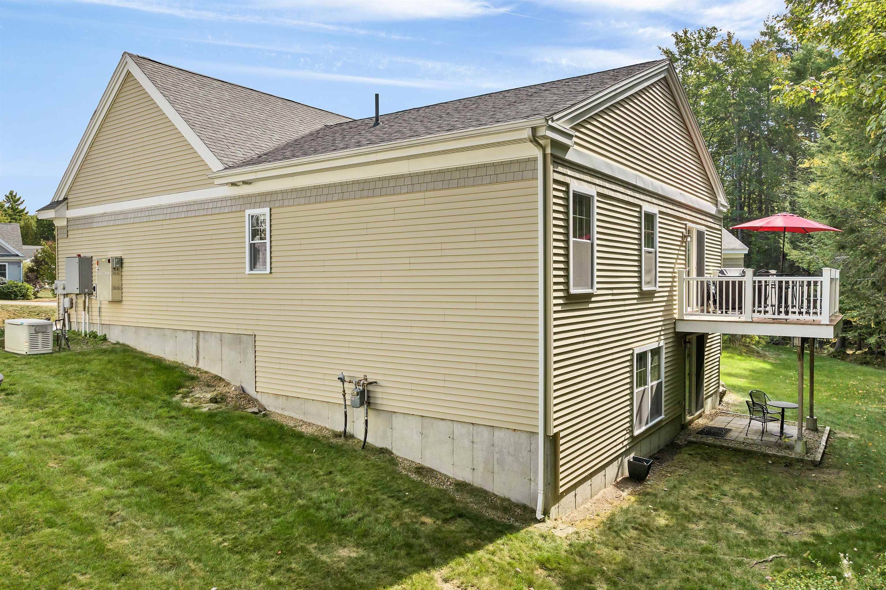 Brentwood, NH 03833,42 Forest LN