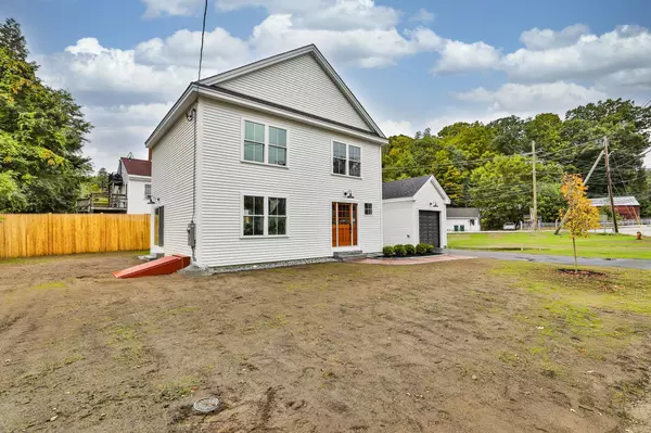 Wilton, NH 03086,17 Mill ST