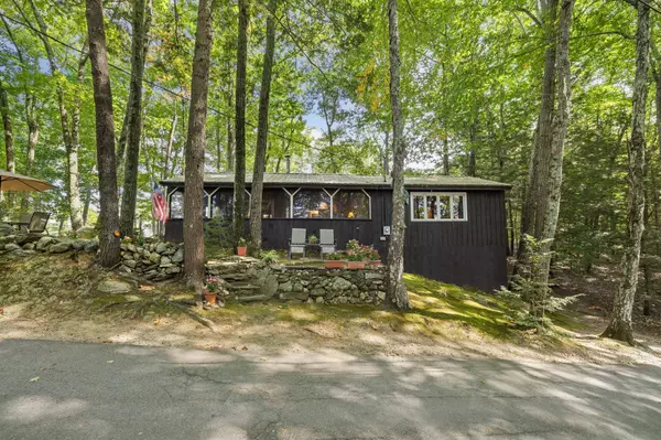 396 Mica Point RD, Barrington, NH 03825