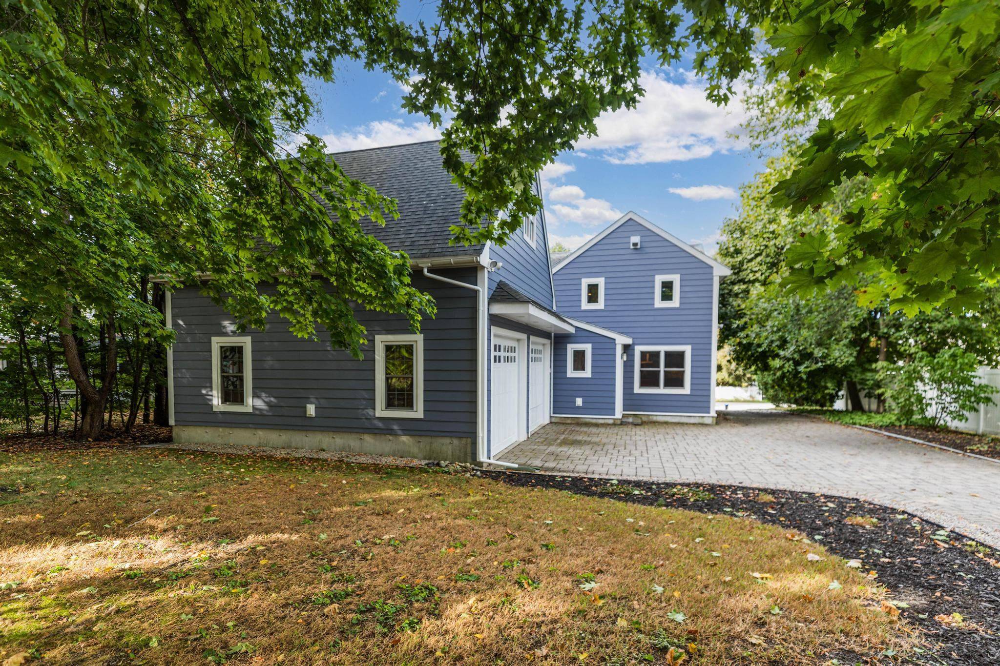 Portsmouth, NH 03801,190 Hillside DR