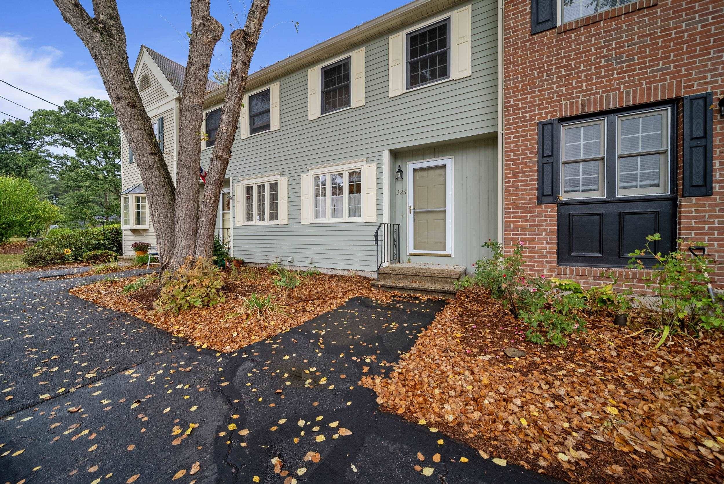 326 Fox Hollow DR, Hudson, NH 03051