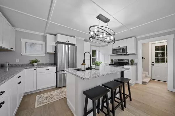 Northfield, NH 03276,35 Vine ST