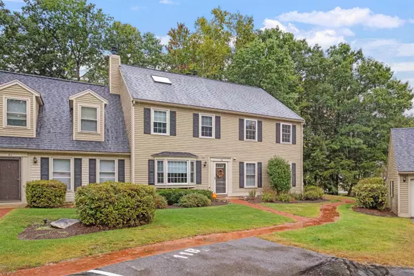 Laconia, NH 03246,11 Constitution WAY #B