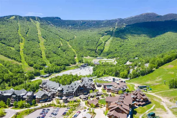 Stowe, VT 05672,7412 Mountain RD #408