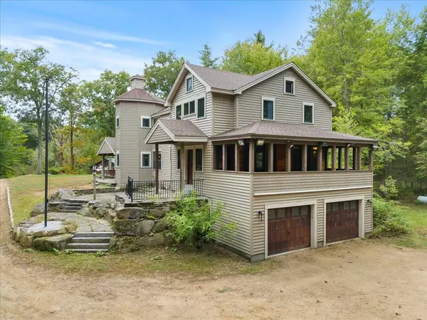 Deerfield, NH 03037,93 Coffeetown RD