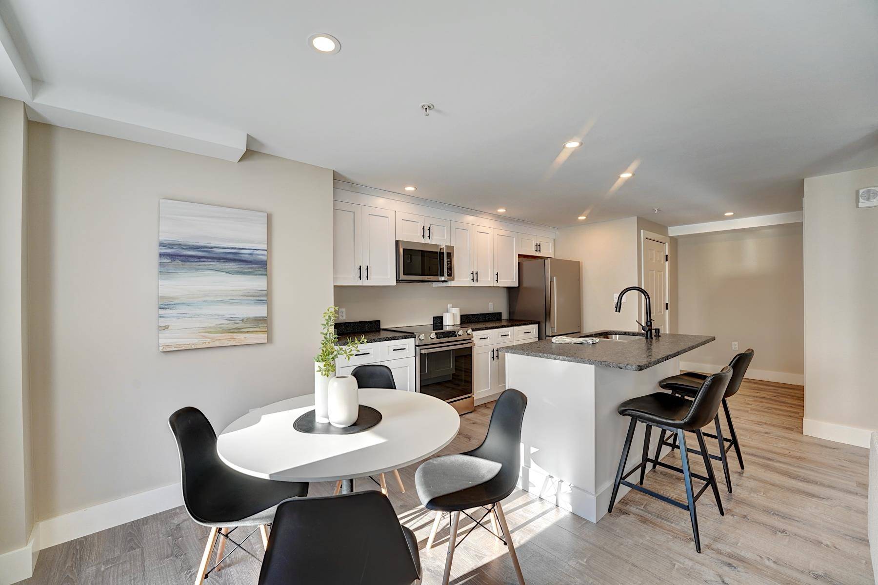 Portsmouth, NH 03801,621 Islington ST #B