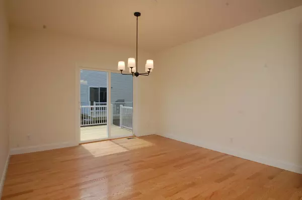 Londonderry, NH 03053,31 Sheffield WAY #7A