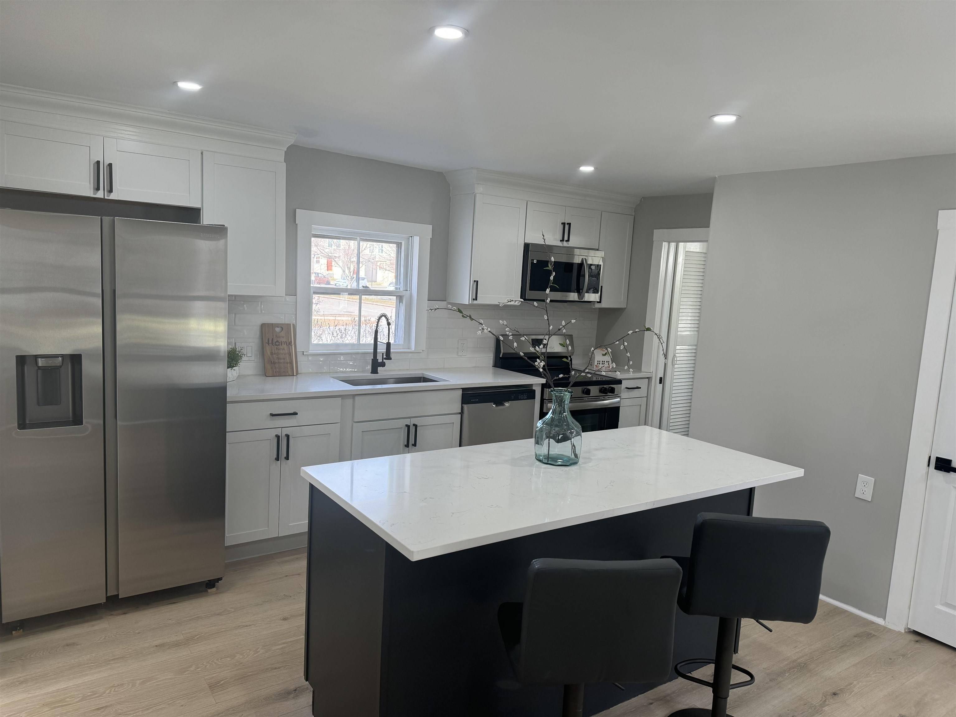 Keene, NH 03431,65 Washington AVE