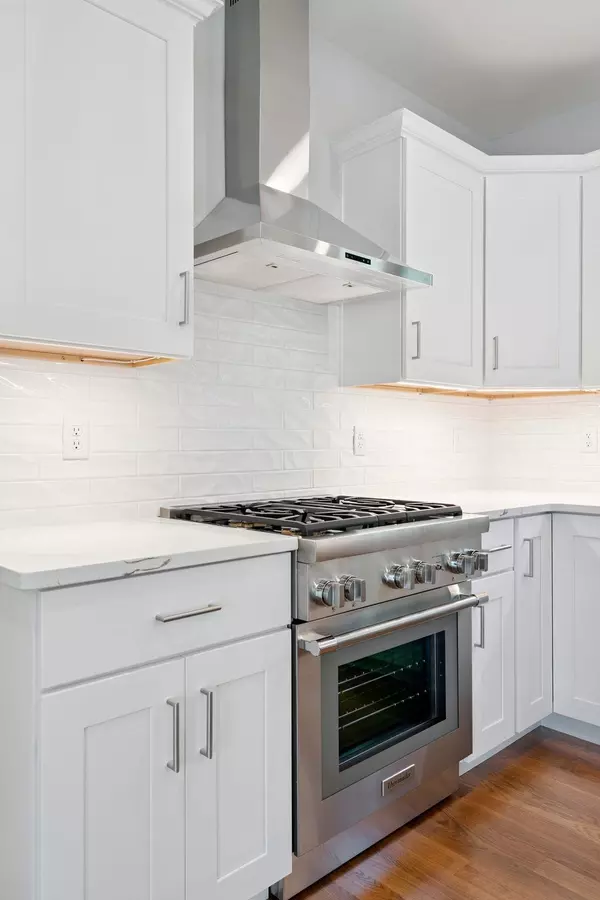 Greenland, NH 03840,2 Bayside RD #C