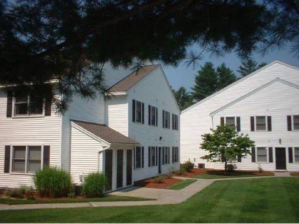 10 Barrington AVE #208, Nashua, NH 03062