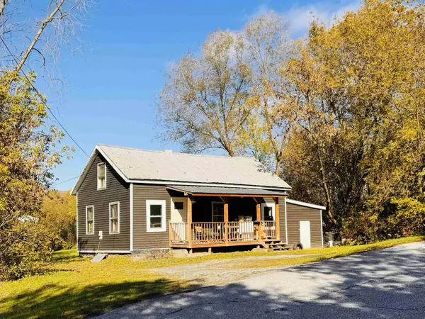 10 North AVE, Richford, VT 05476