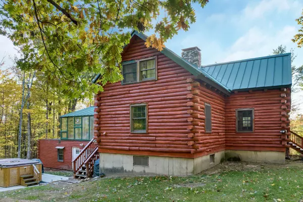 Alton, NH 03810,339 Avery Hill RD