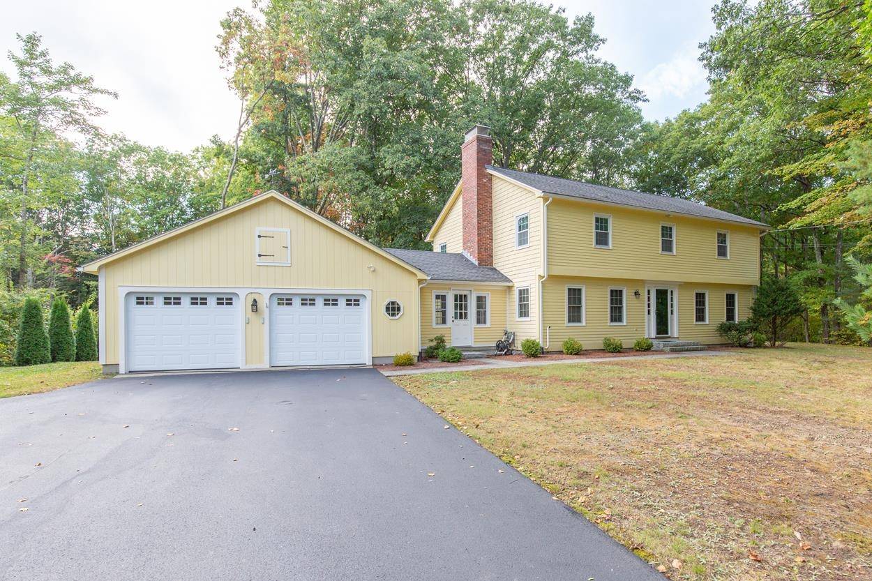 16 Poor Richards RD,  Bow,  NH 03304