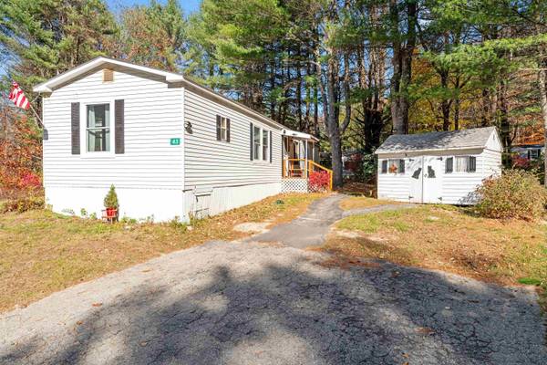 Tuftonboro, NH 03816,43 Hemlock DR