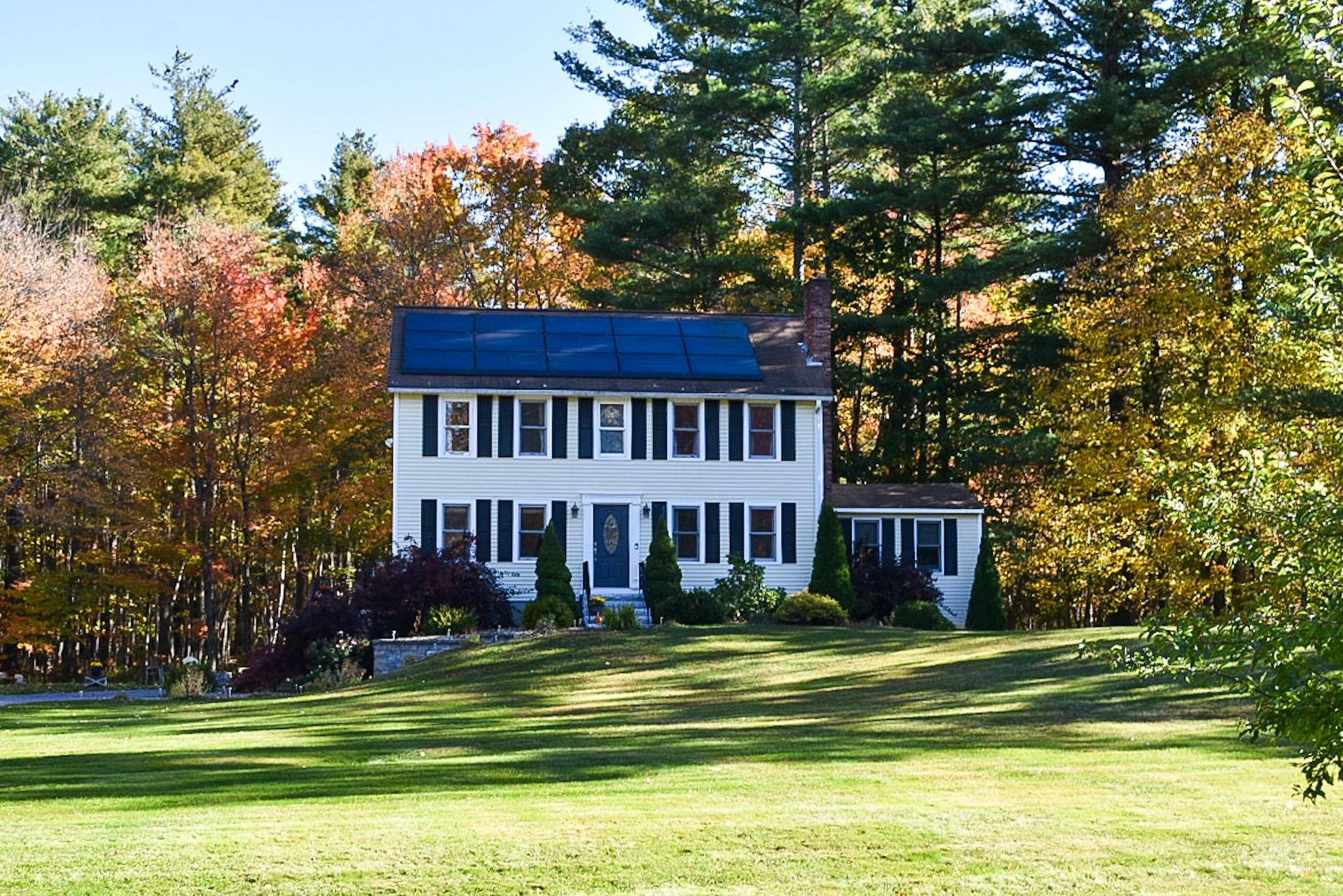 Londonderry, NH 03053,2 Reverend Parker RD