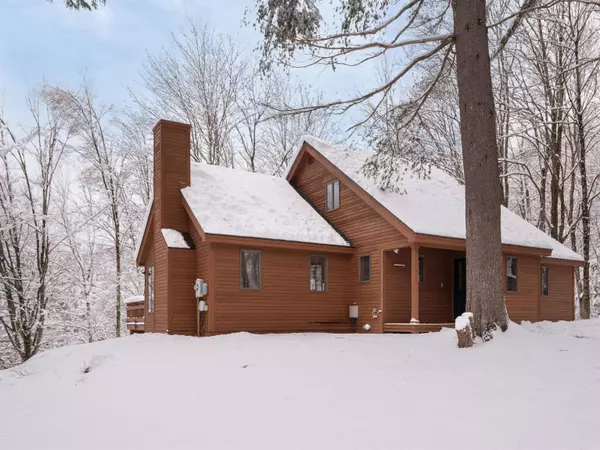 290 Barts Hill RD, Killington, VT 05751