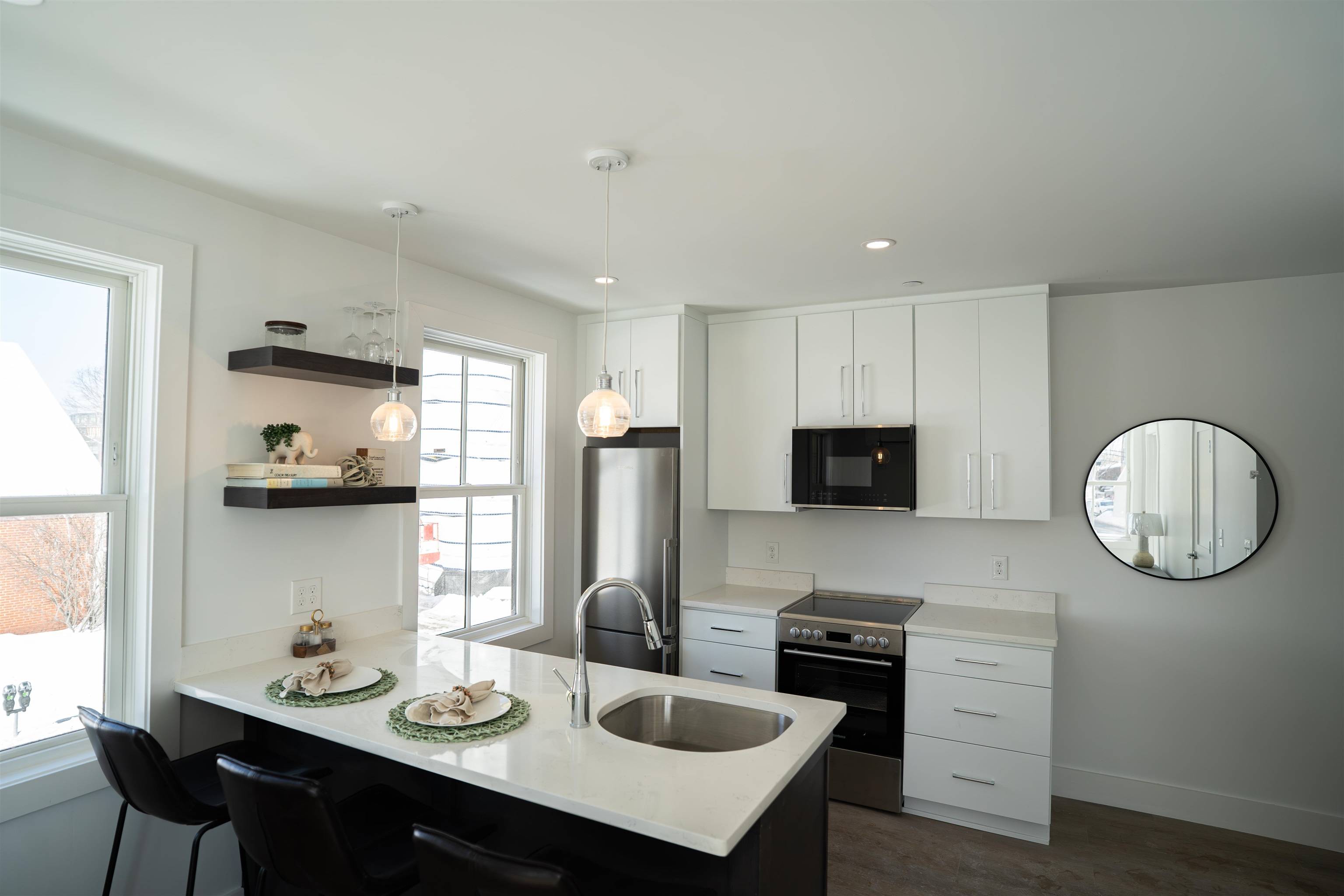 Portsmouth, NH 03801,238 Deer ST #305