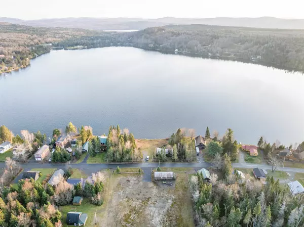 Pittsburg, NH 03592,432 Beach RD