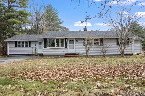 74 Frost Hill RD, Eliot, ME 03903