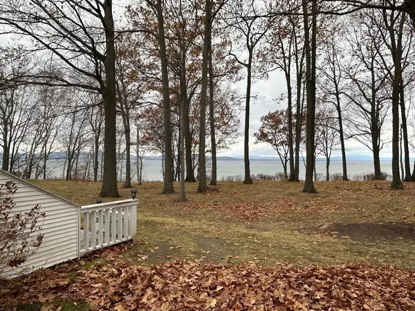 Burlington, VT 05408,71 Northshore DR #71