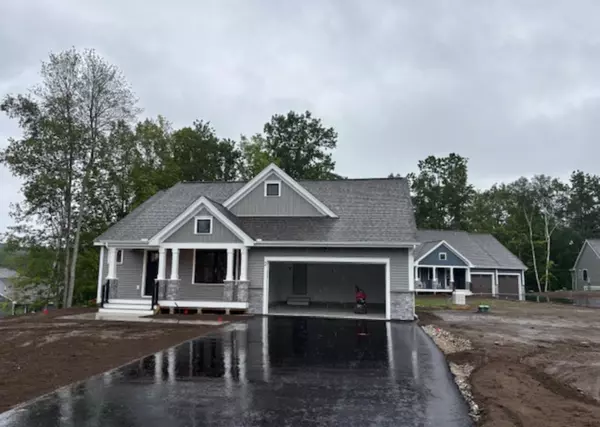 2 Taylor CIR #15, Brentwood, NH 03833