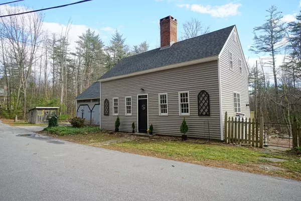 5 Hollow RD, Bow, NH 03304