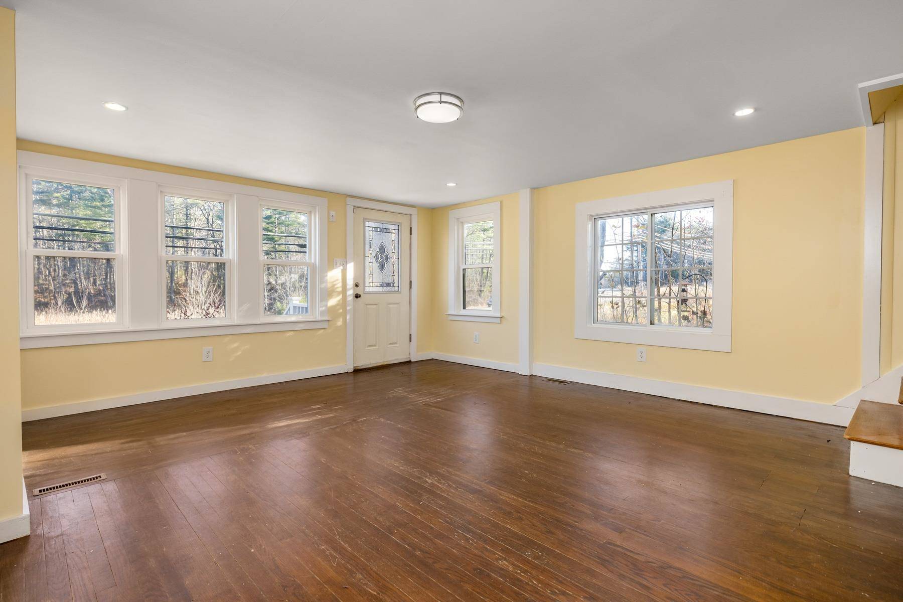 Exeter, NH 03833,270 Epping RD