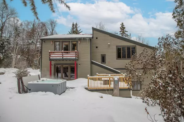 Killington, VT 05751,183 Birch LN