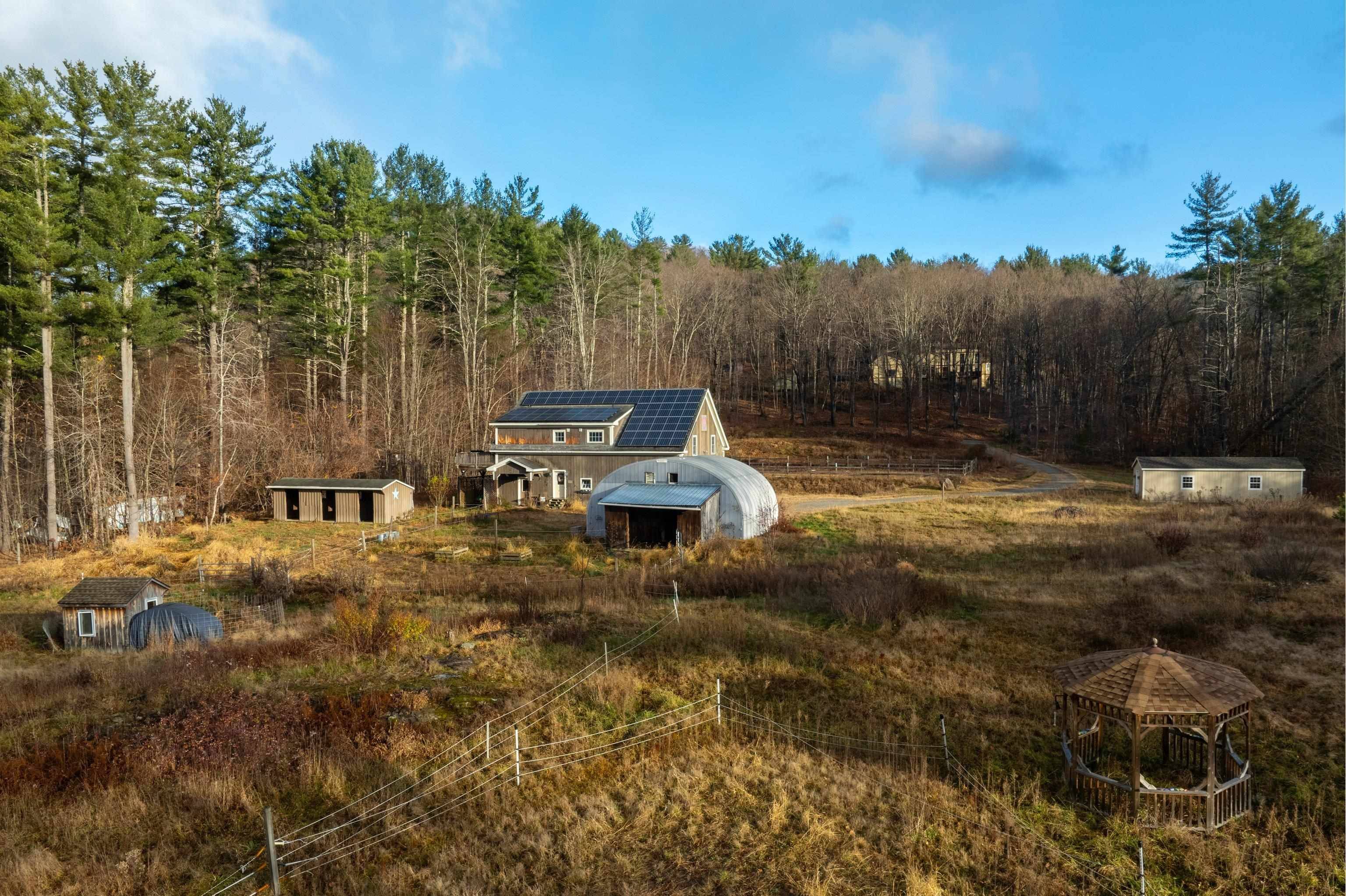 Dummerston, VT 05301,500 Hague RD