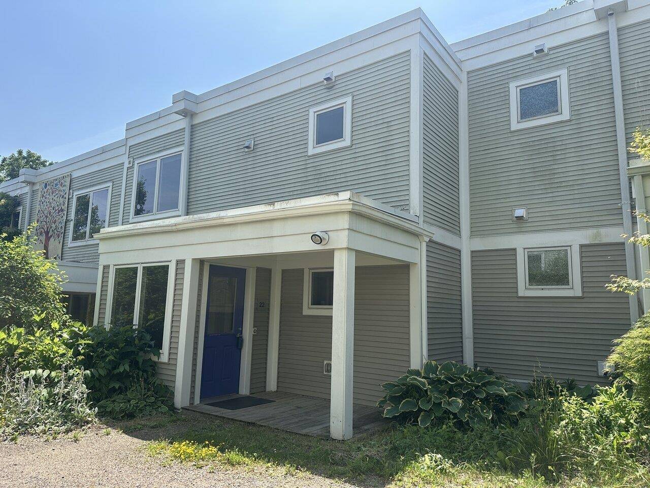 Burlington, VT 05401,22 East Village DR