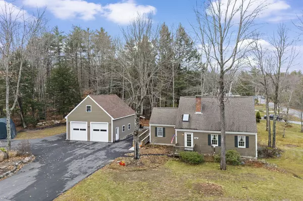 19 Symonds RD, Hillsborough, NH 03244